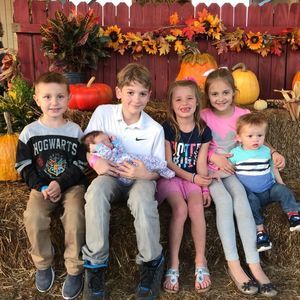 Meet your Posher, Julia